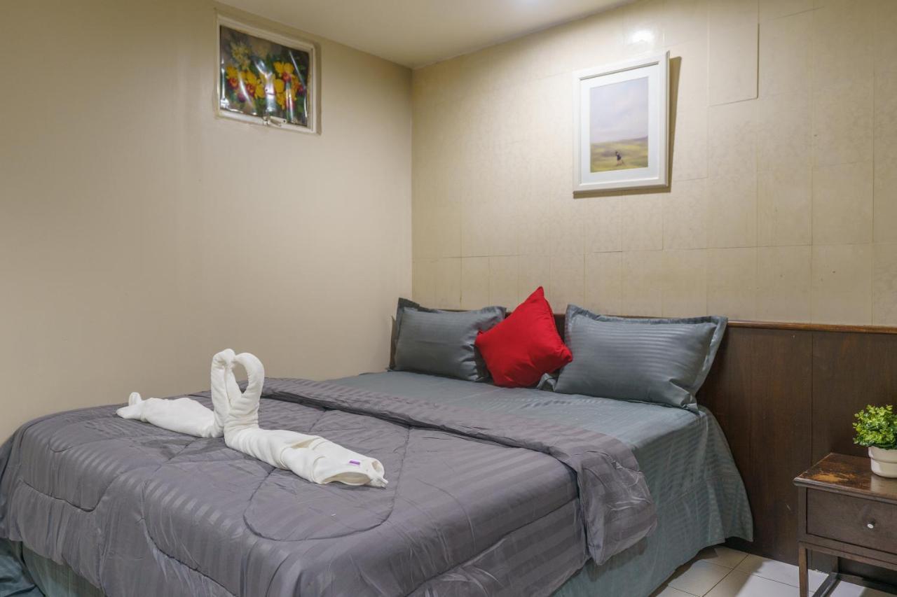 Cheqinn Bed Sukhumvit 4 Nana Plaza Банкок Екстериор снимка