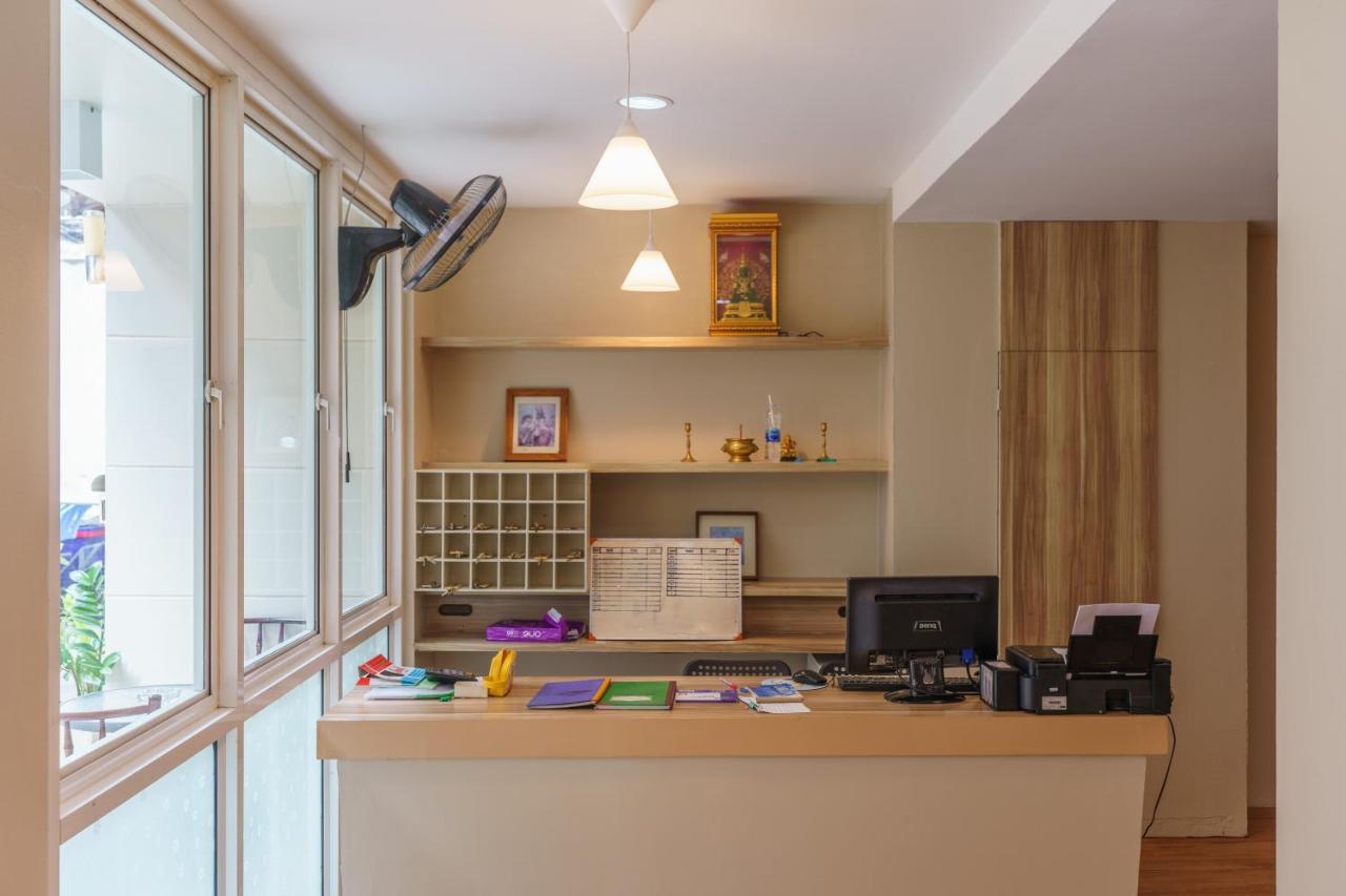Cheqinn Bed Sukhumvit 4 Nana Plaza Банкок Екстериор снимка